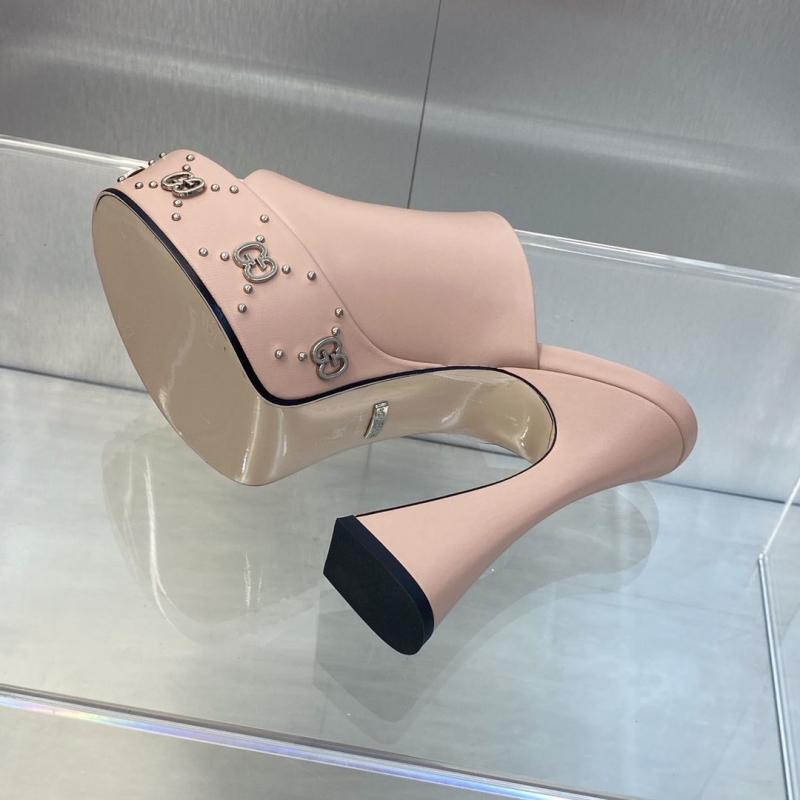 Gucci Heeled Shoes